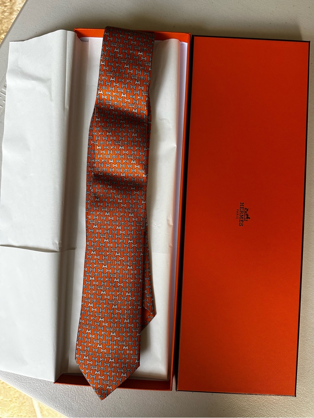 NWT HERMES Men’s 100% Silk Boucles En Vrac Tie ORANGE - Picture 11 of 12